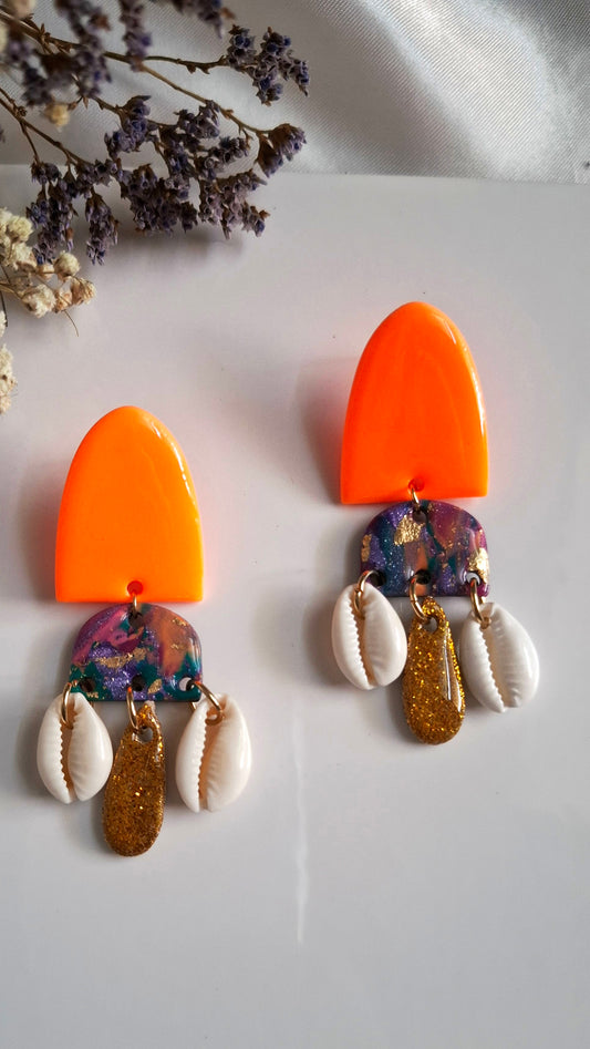 Boucles d'oreilles orange fluo/coquillages "Color Party"