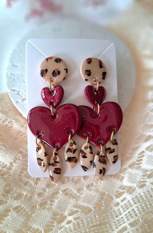 Boucles d’oreilles coeur bordeaux et léopard