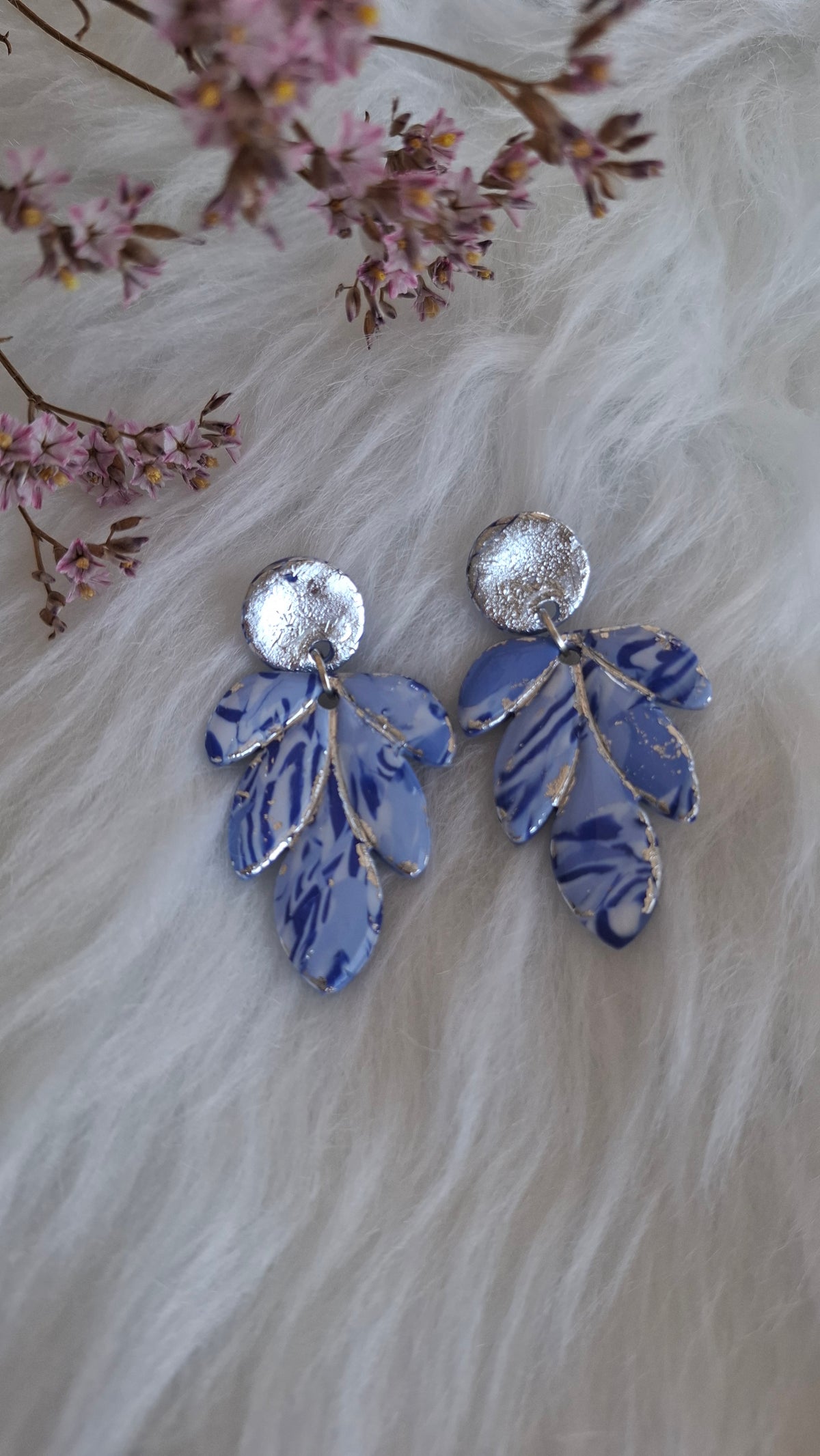 Boucles d’oreilles feuille Marine Chic bleue