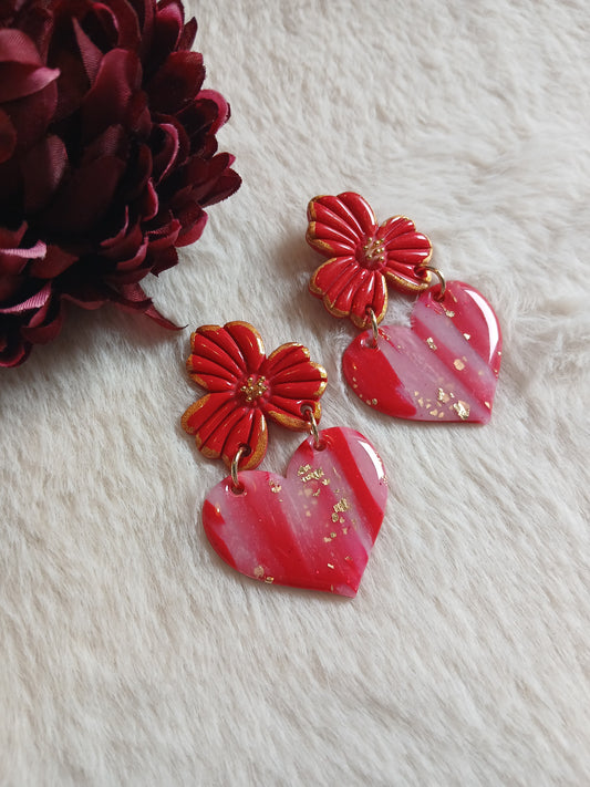 Boucles d'oreilles "Eden" (fleur rouge et coeur transparent rouge/feuille d'or)