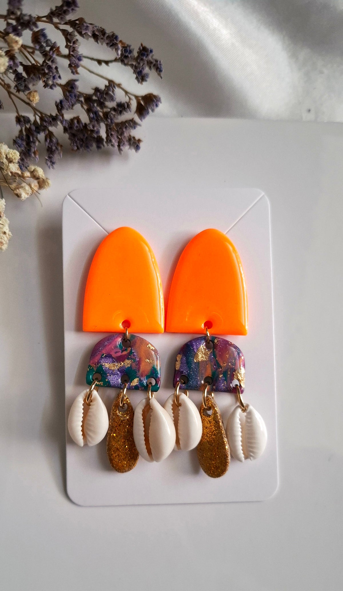 Boucles d'oreilles orange fluo/coquillages "Color Party"